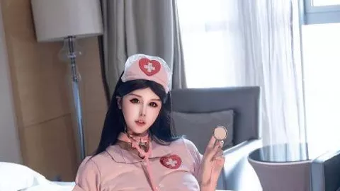 余华英