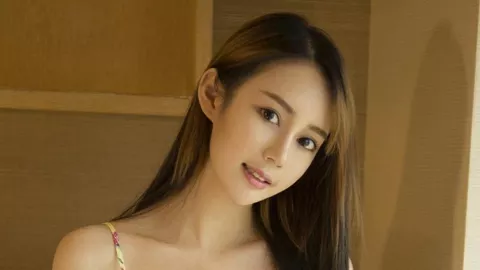 余华英